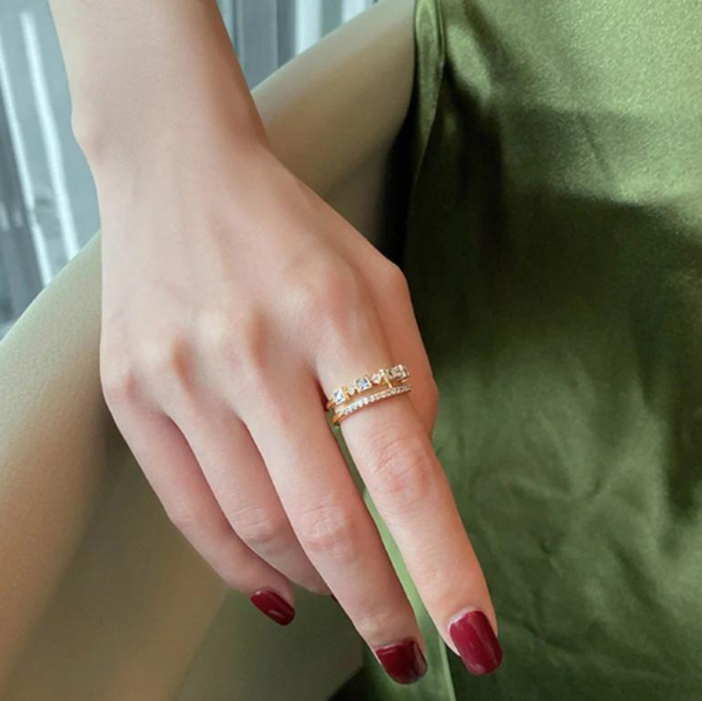 Luxurious Gold Plated Adjustable Ring with Faux Diamond Stones